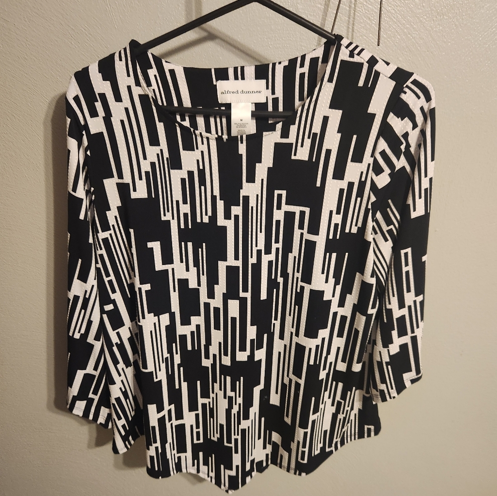 Alfred Dunner Monochrome Abstract Women's Blouse